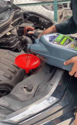 thay nước làm mát tại gara